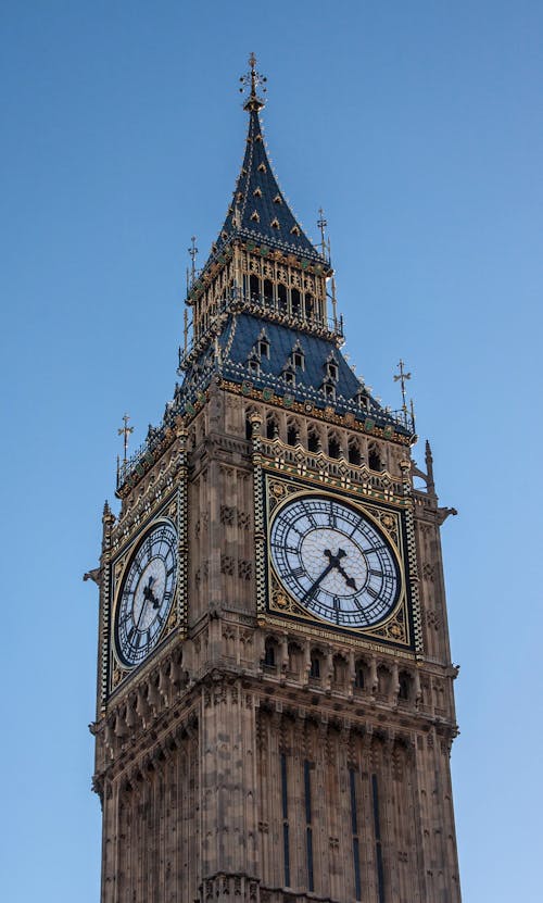 Fotos de stock gratuitas de Big Ben, cielo azul, foto de ángulo bajo