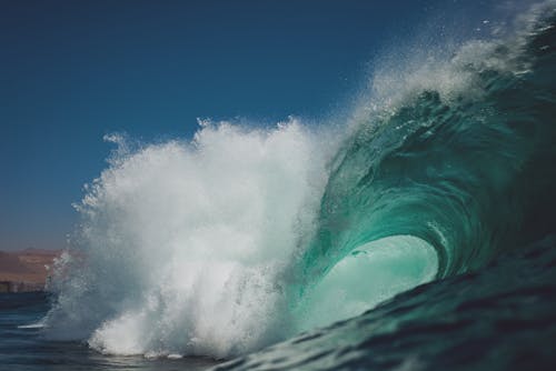 Photo of a Barrel Wave