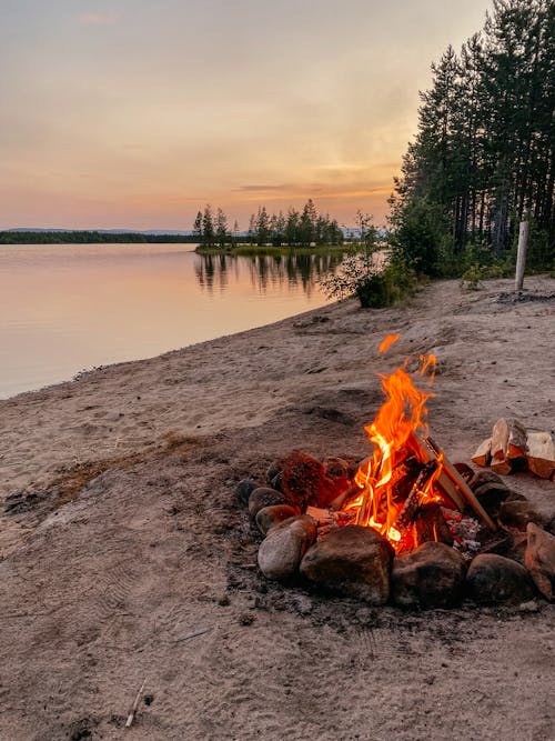 Základová fotografie zdarma na téma jezero, oheň, ohniště