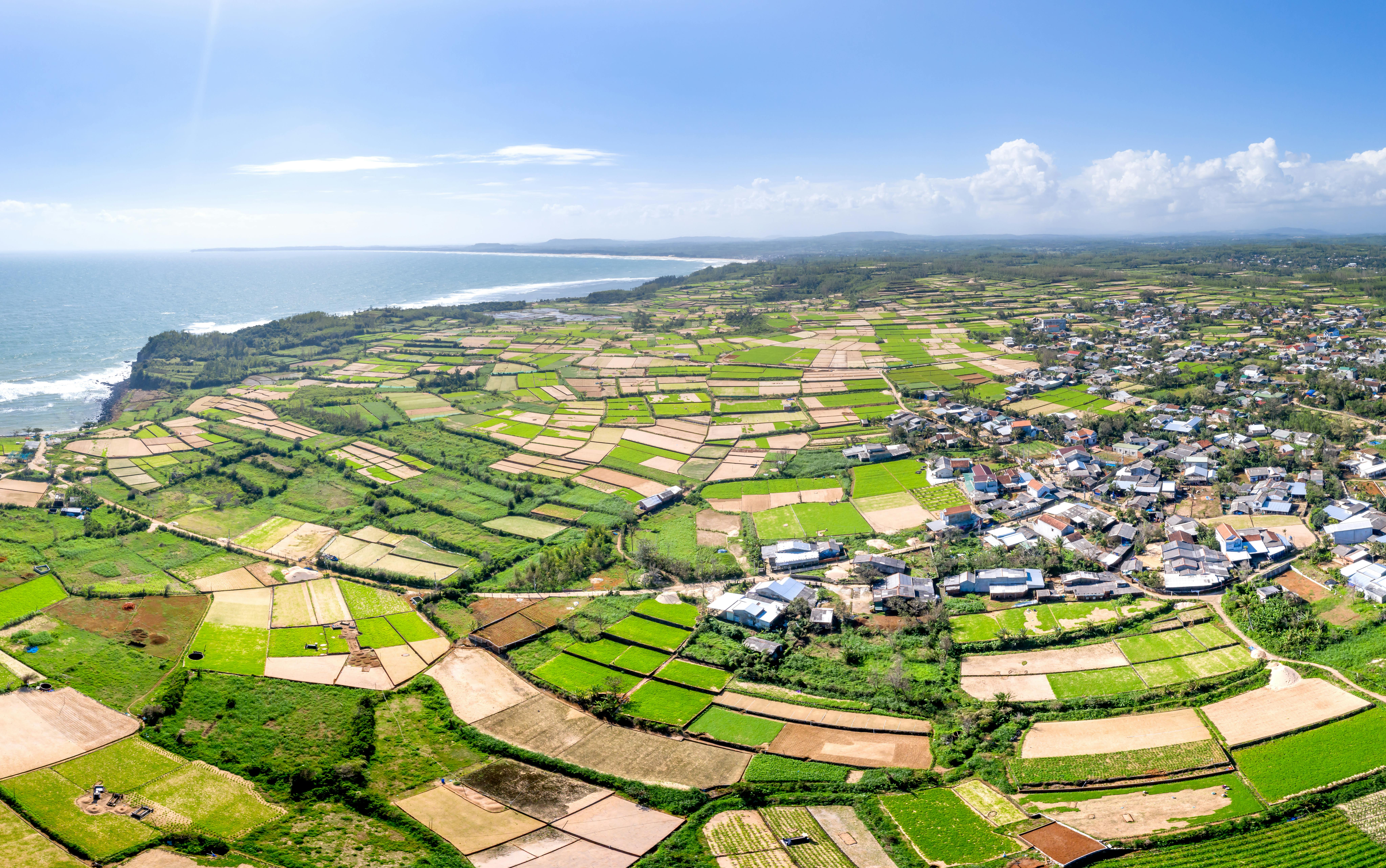Protecting Our Communities: Sea Level Rise, Precipitation and Inland Flooding — Photo by Quang Nguyen Vinh on Pexels