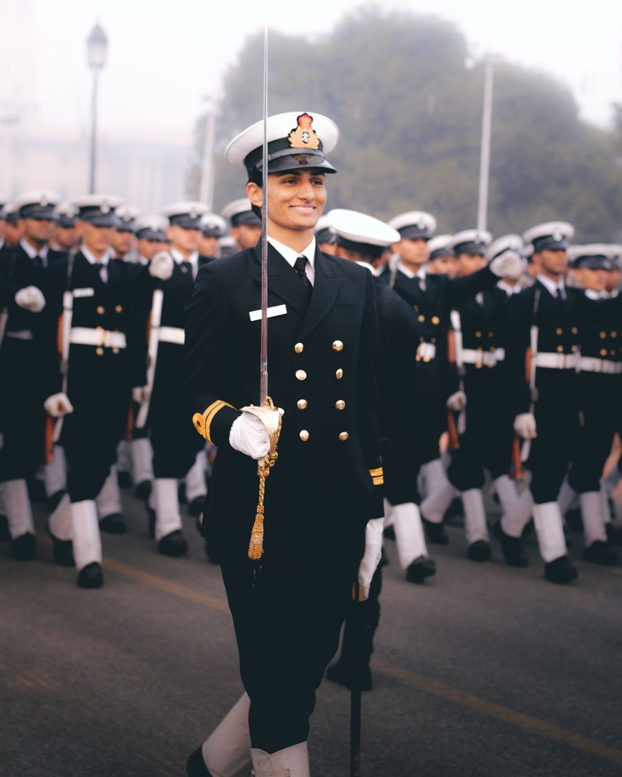 Precision marching formation