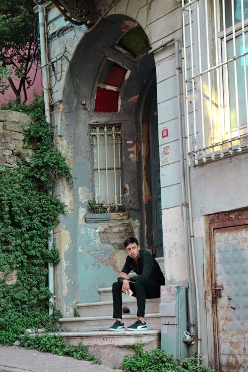 건물, 계단, 남자의 무료 스톡 사진