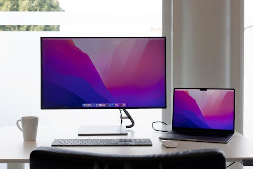 Screens with Wallpapers