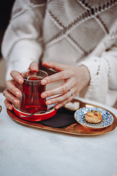 bardak, Çay, çekici içeren Ücretsiz stok fotoğraf