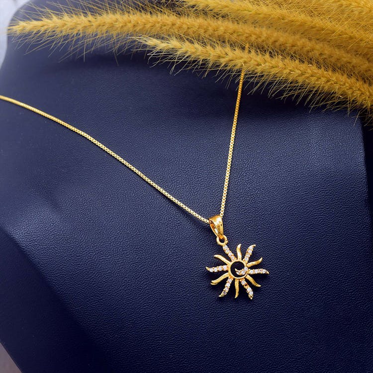 Golden Sun Necklace With Crystals