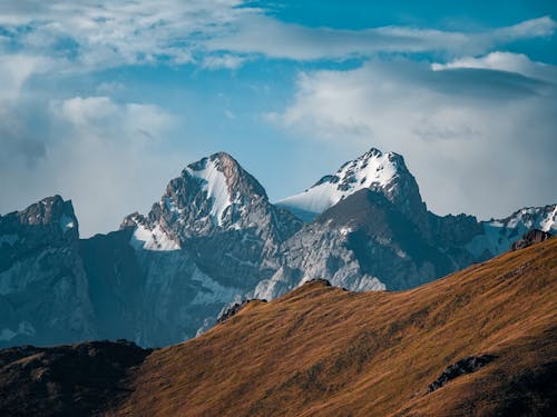 Gratis lagerfoto af baggrund, bakke, bjerge