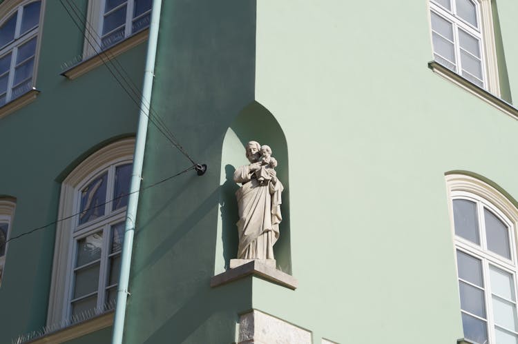 St. Joseph Figure In A Niche, Sienna Street, Krakow, Poland