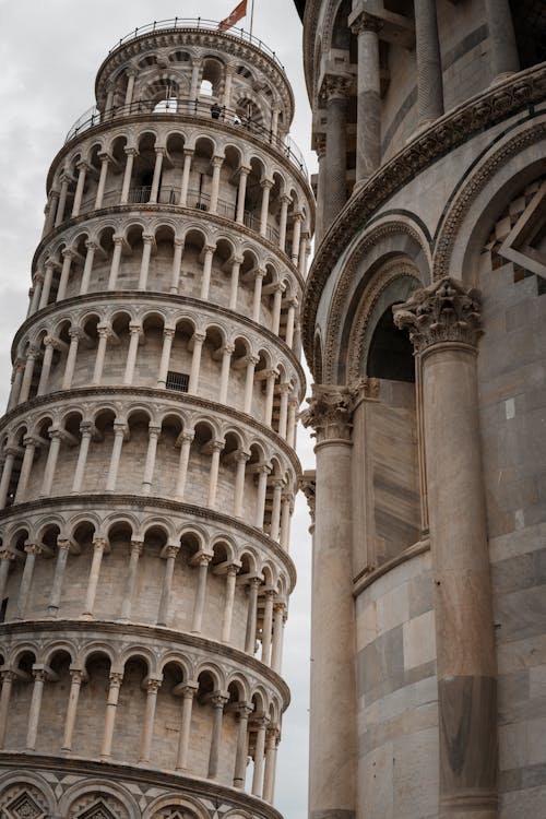Základová fotografie zdarma na téma betonová stavba, Itálie, oblouky