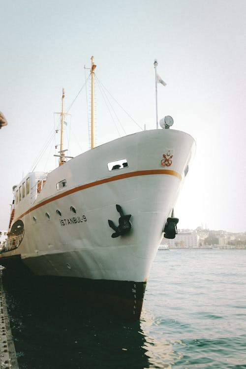 Ships on the Harbor Port