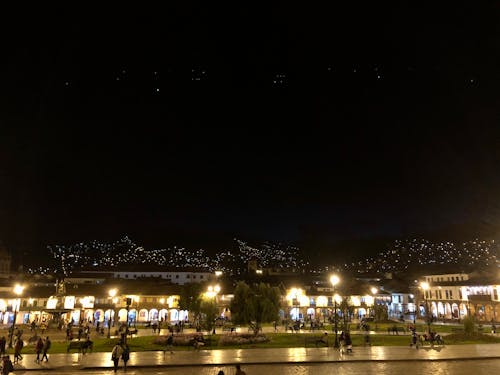 Photos gratuites de cusco, lumières, lumières de la ville