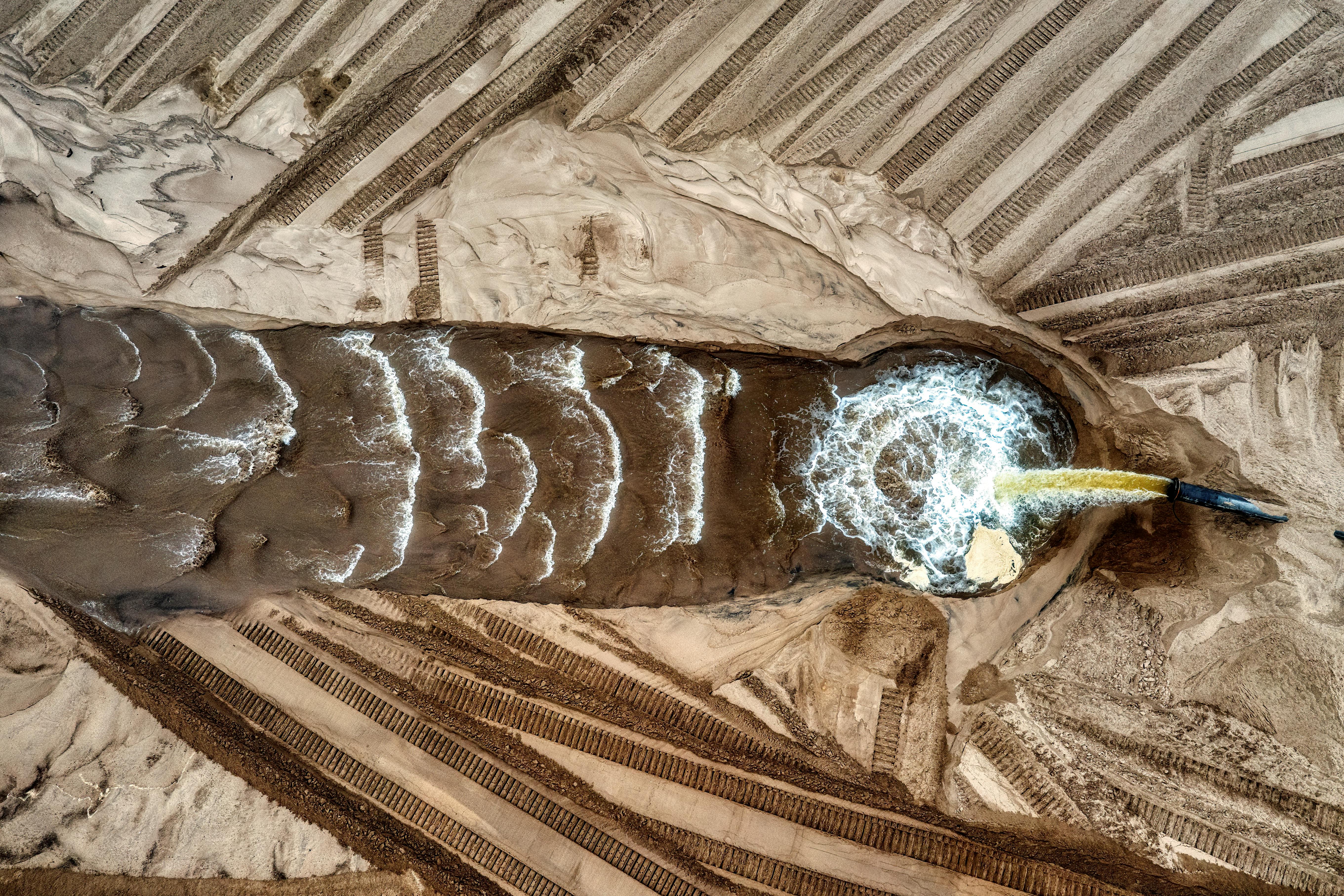 streaming discovery channel free — Photo by Tom Fisk on Pexels