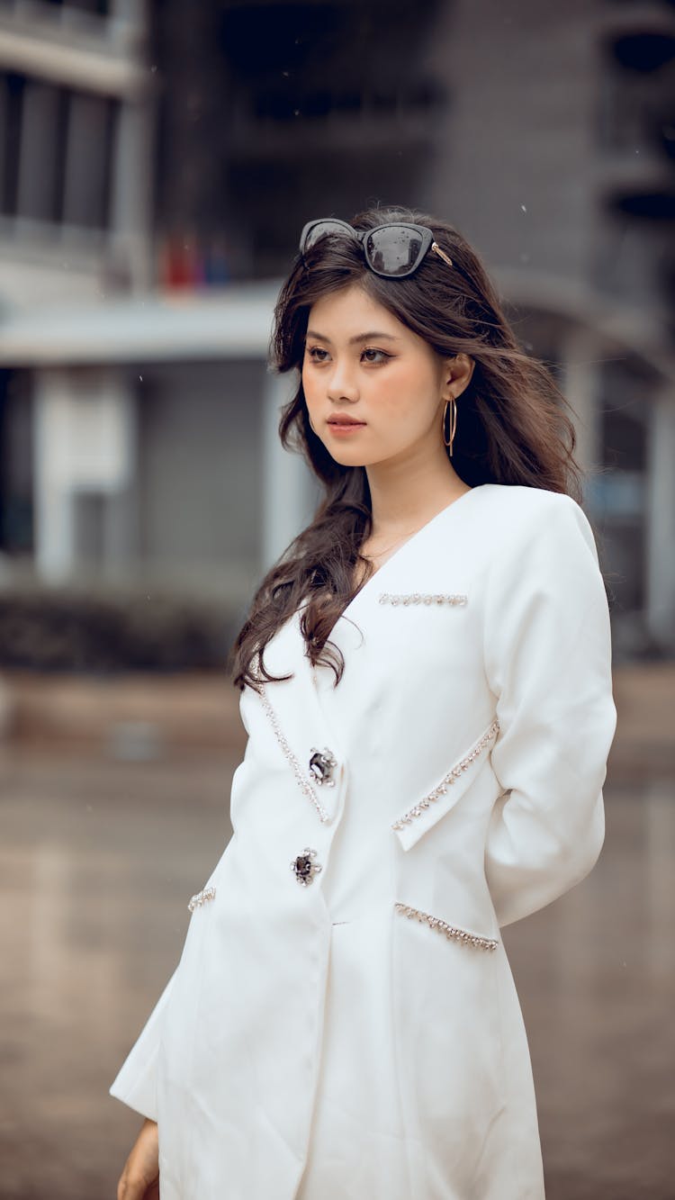 Beautiful Woman In White Clothes 