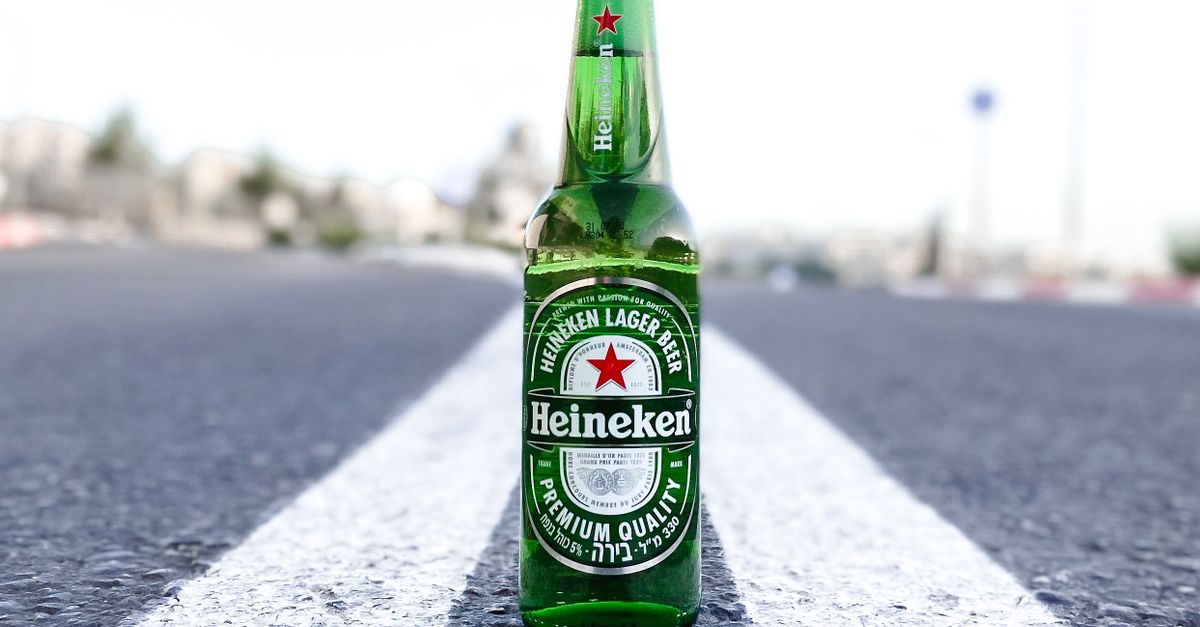 Heineken Innovates with Star-Mark Glass Design