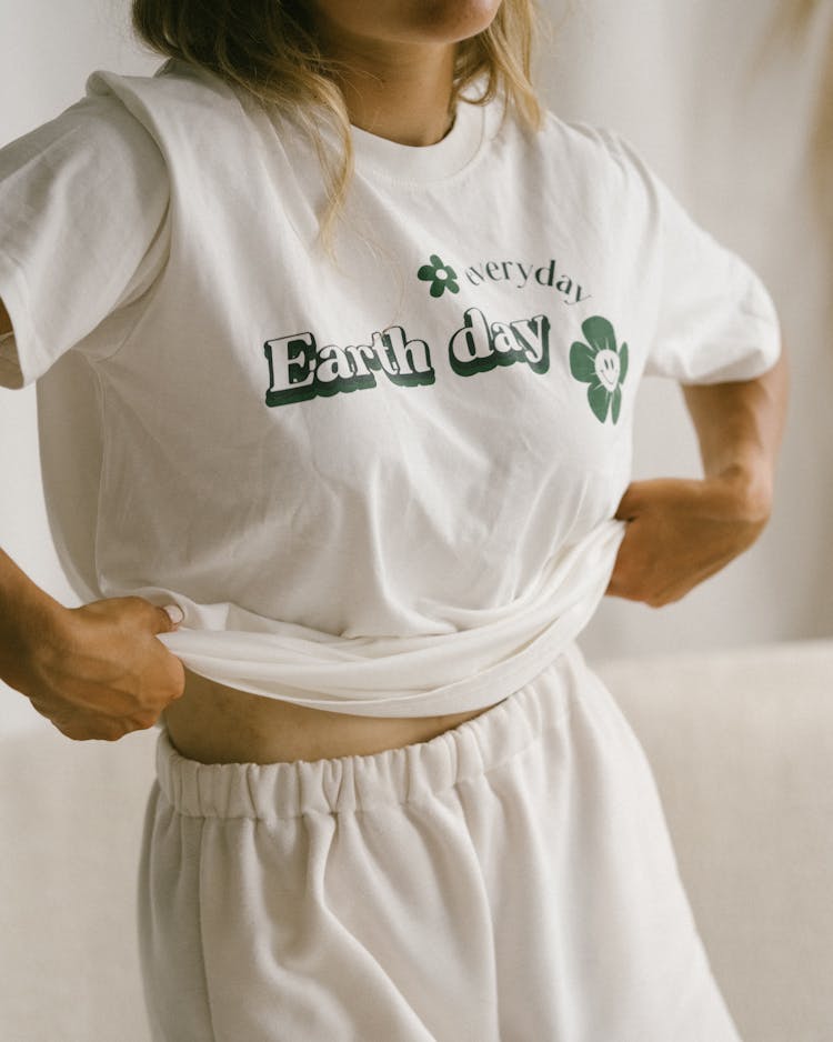 Woman Wearing A Casual White Outfit 