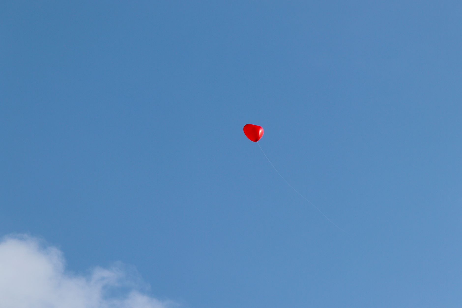 Welche deutsche Band veröffentlichte 1983 den Welthit '99 Luftballons'?