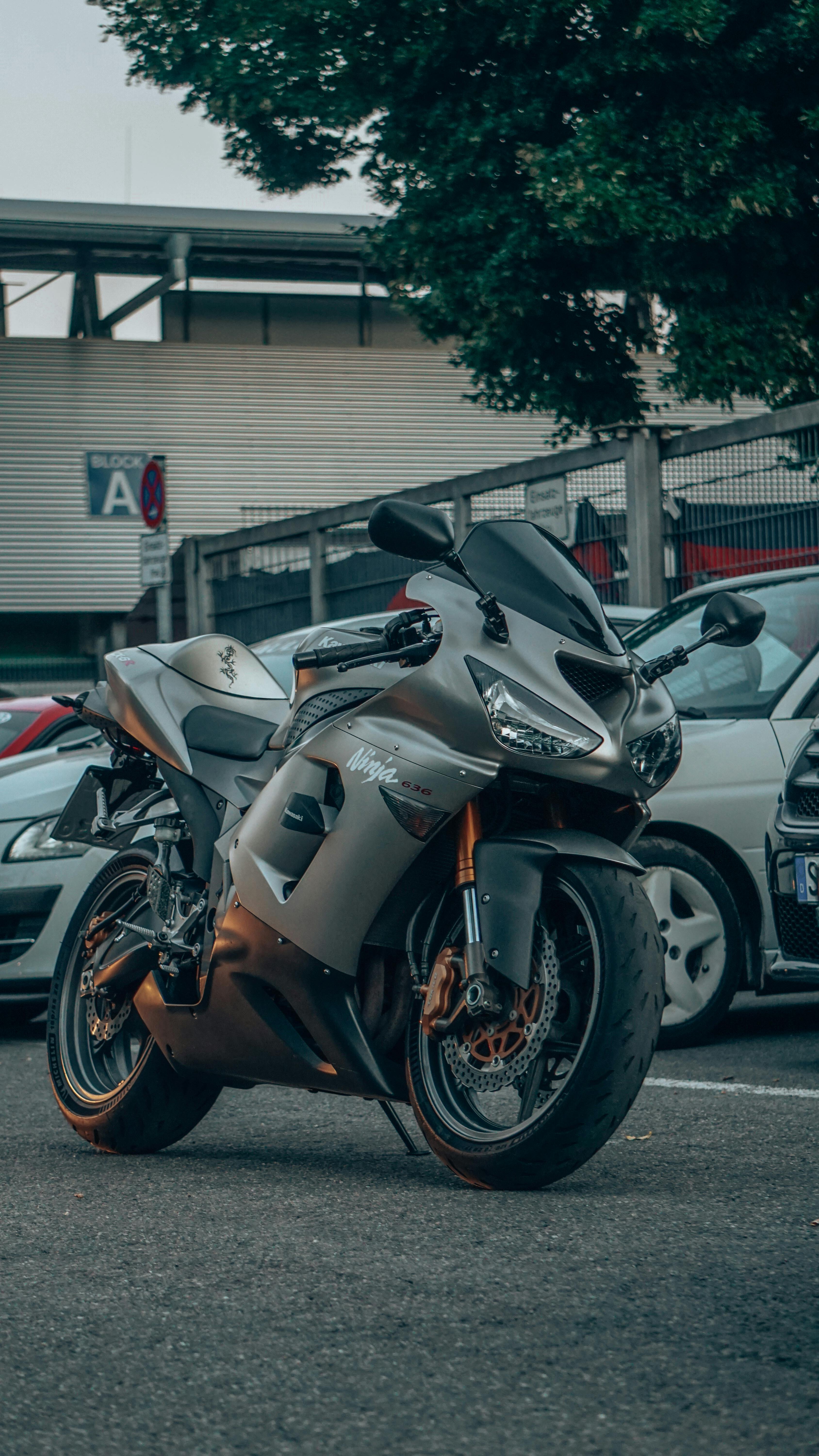 30,000+ Kawasaki Pictures | Download Free Images on Unsplash