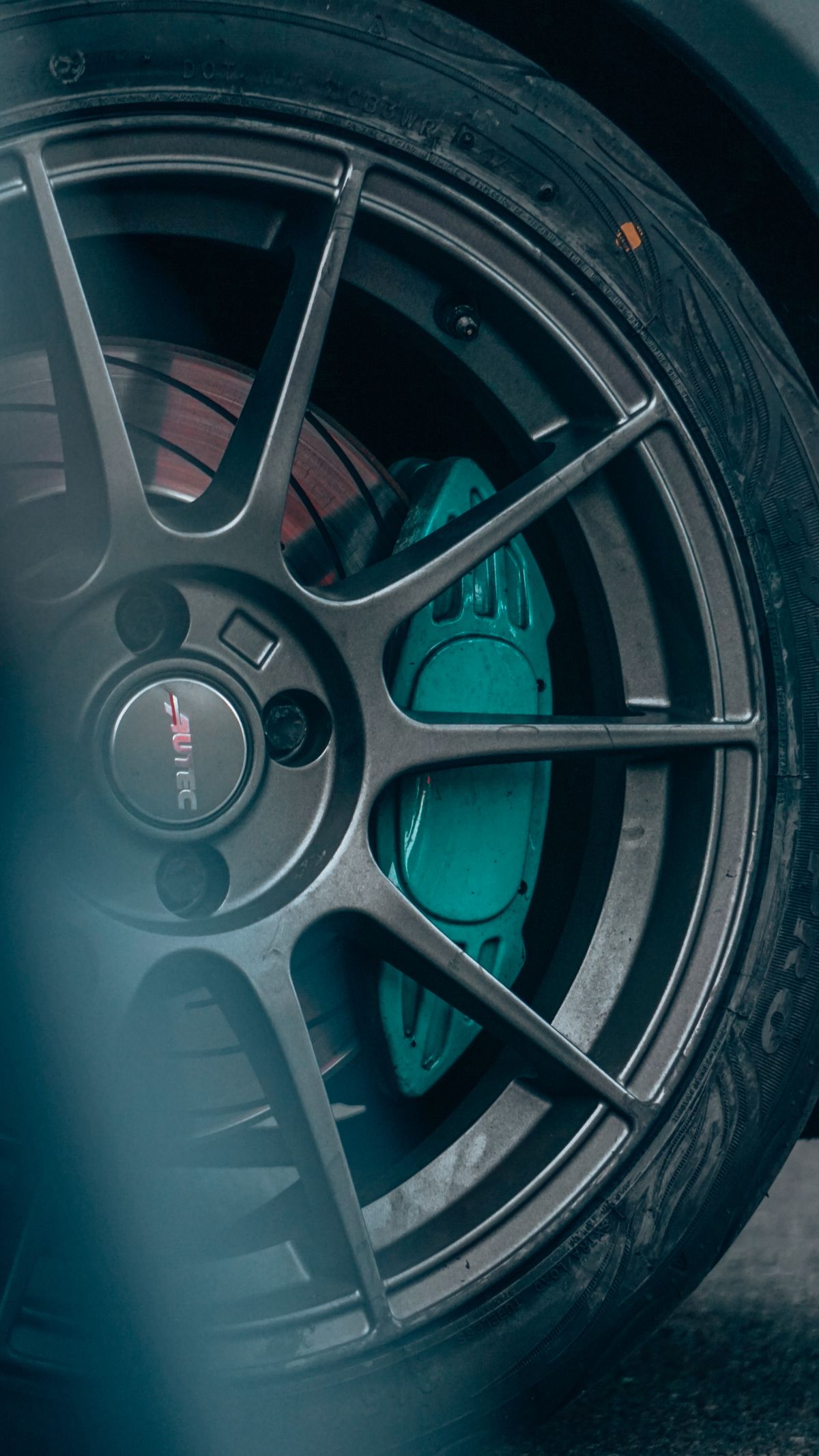longest lasting brake pads - close up detail