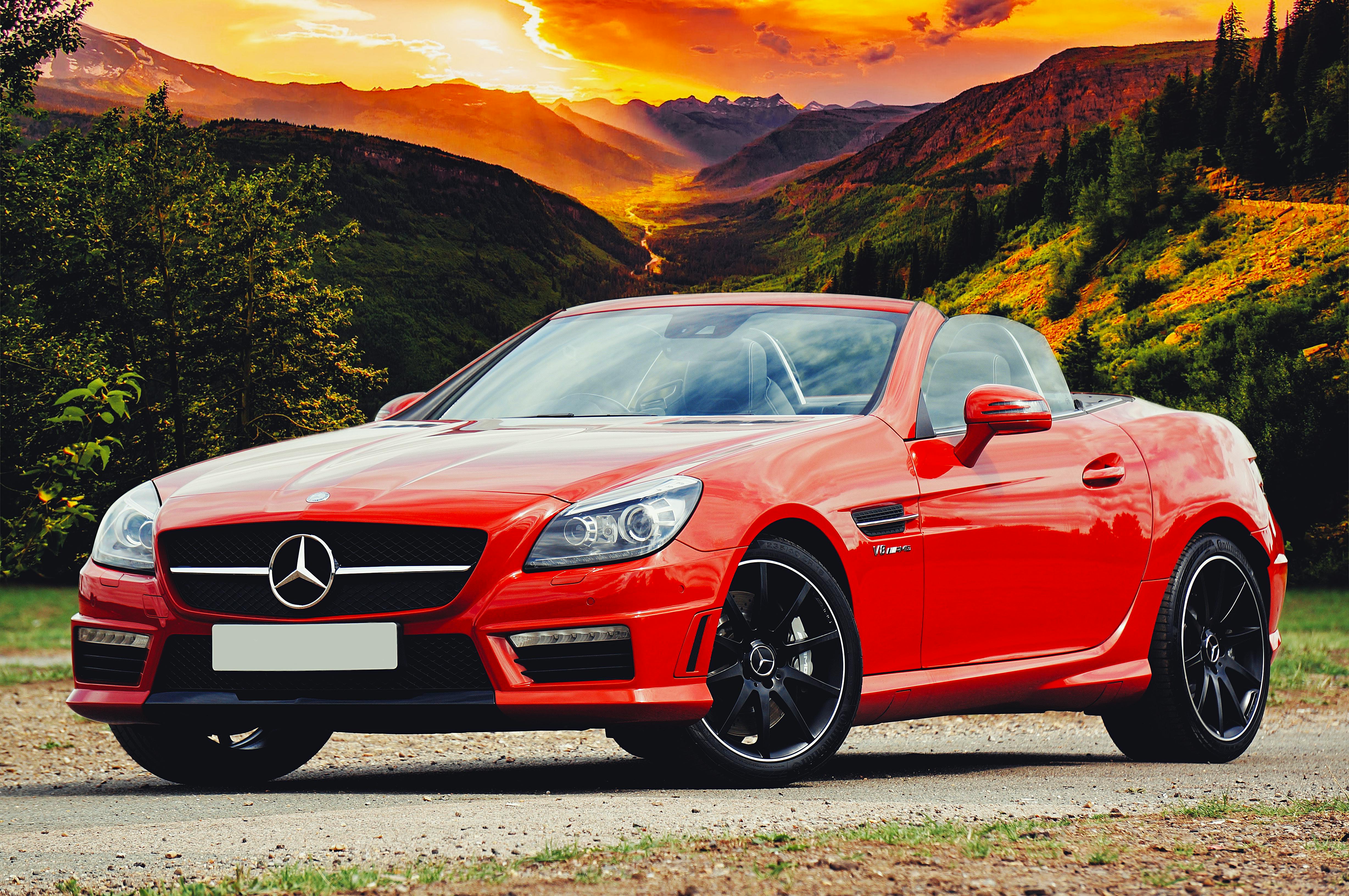 Conversível Mercedes Benz Vermelho · Foto profissional gratuita