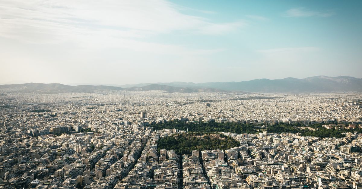 Athens on a Budget: Costs & Money-Saving Tips