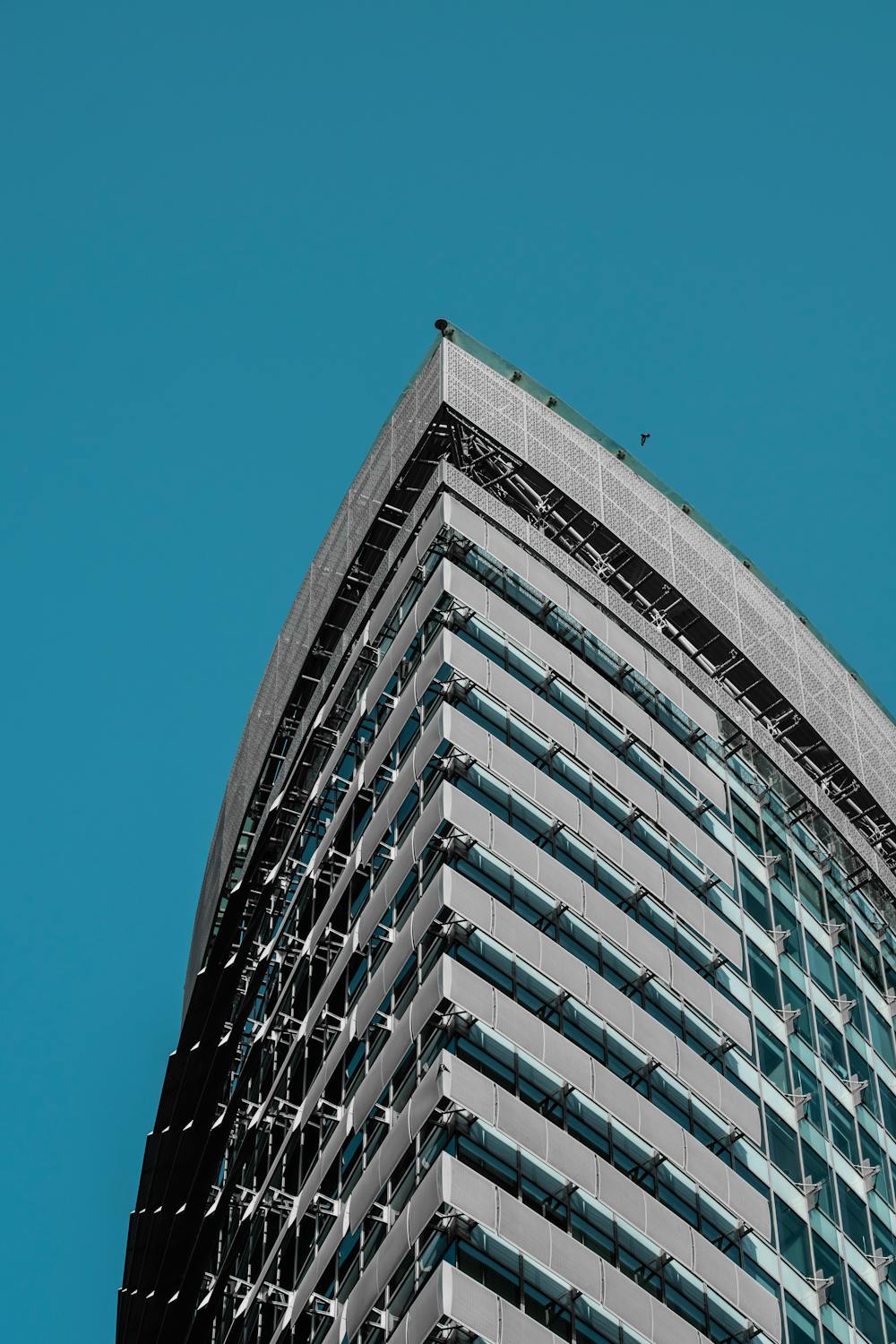 Modern Architectural Glass Panel Window Design of High Rise Building ...