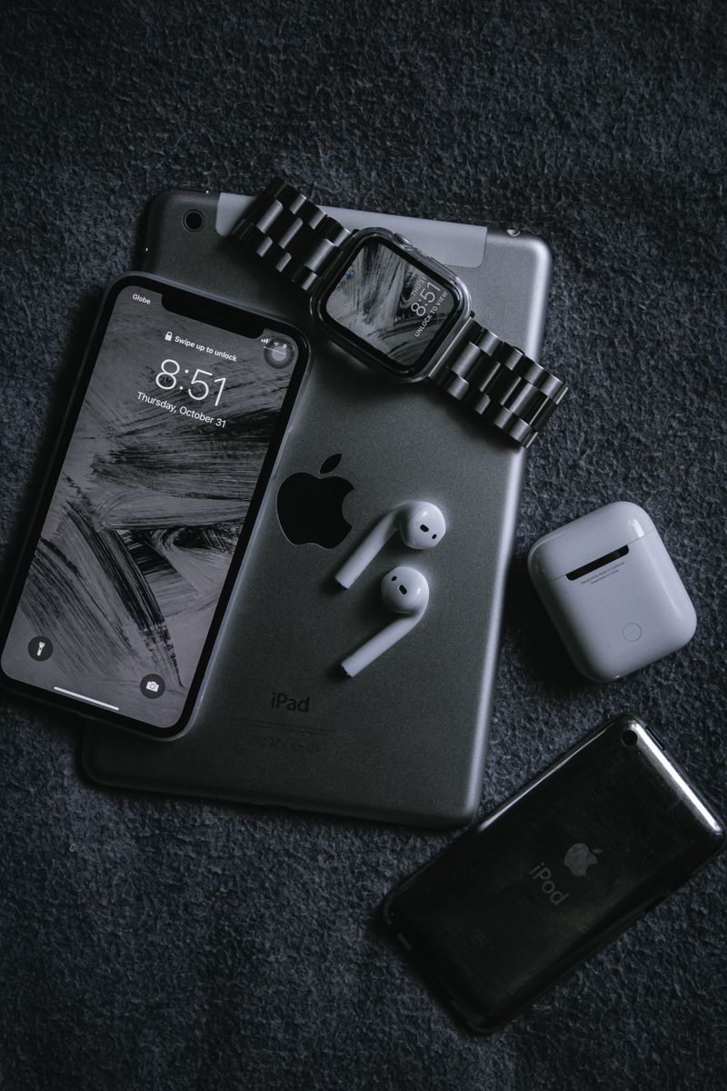 Apple devices and technology
