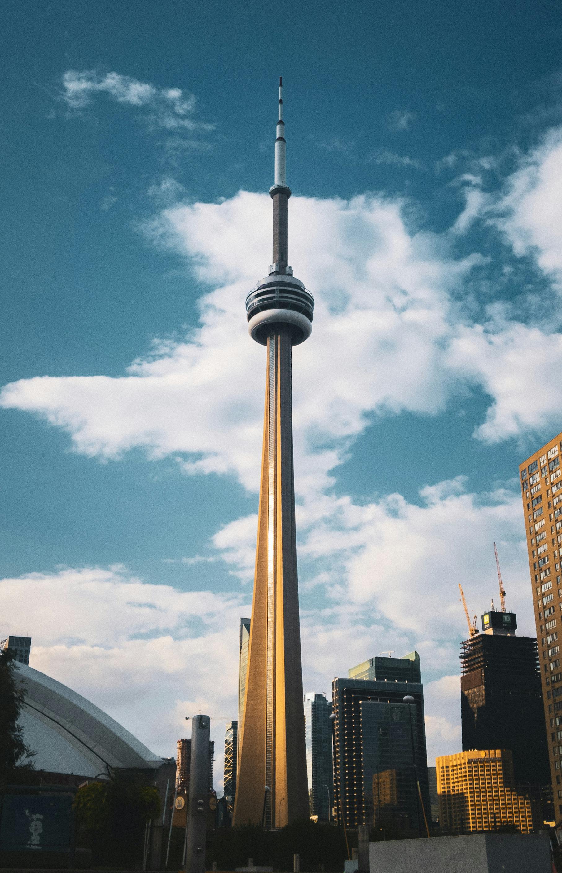 CN Tower, Toronto, buildings, 1080x2160 wallpaper | Wallpaper toronto,  Toronto city, Wallpaper canada