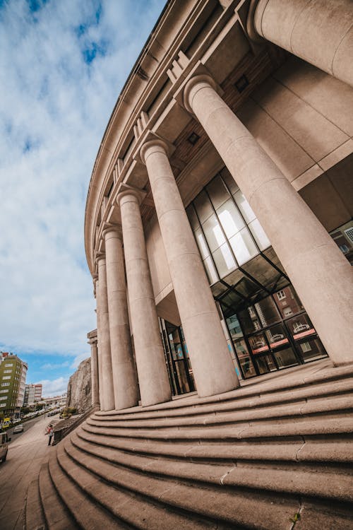 Darmowe zdjęcie z galerii z muzyka, opera, promenada