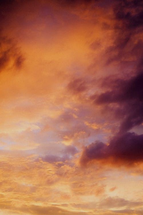 Безкоштовне стокове фото на тему «барвистий, вертикальні постріл, ефектне небо» стокове фото