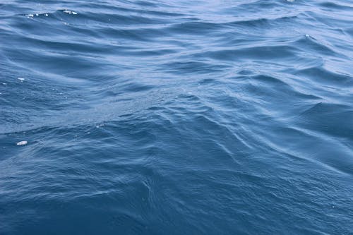 Бесплатное стоковое фото с вода, волны, голубой
