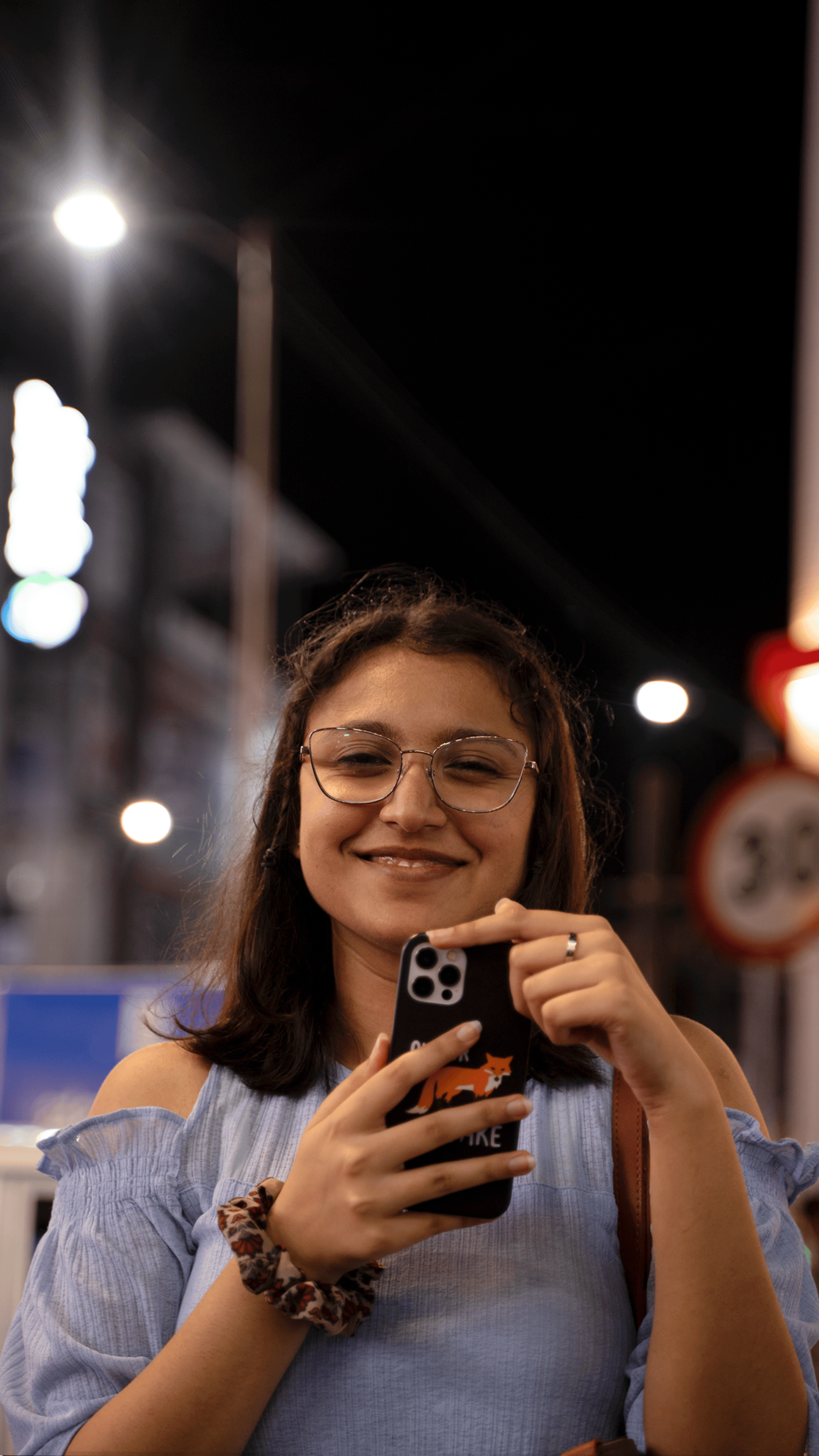 Gratis Foto stok gratis @ luar, anak milenial, atasan biru Foto Stok