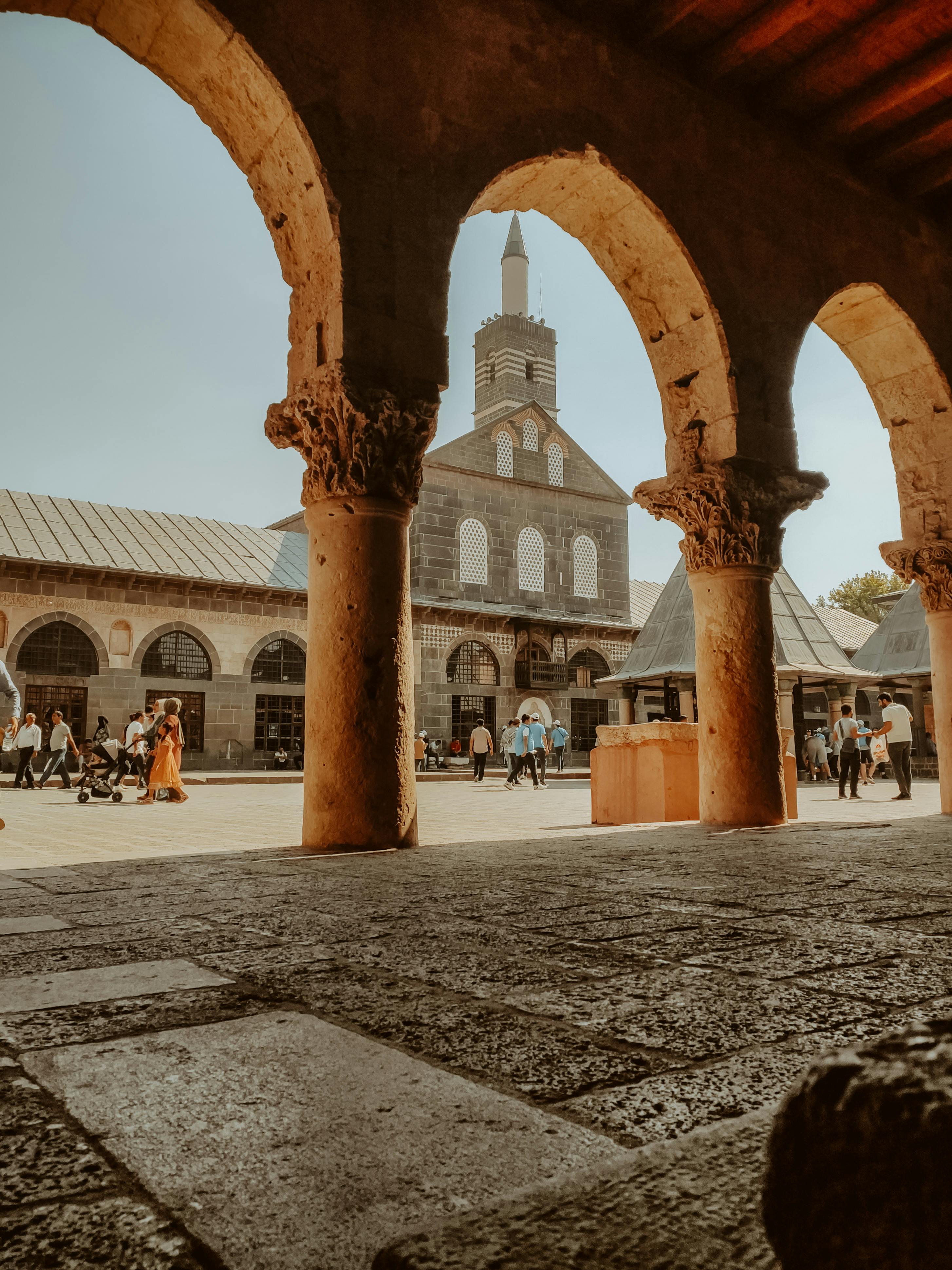 The Great Mosque Of Diyarbakır In Turkey · Free Stock Photo