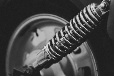 Onderstel reparatie - Grip & Glans Onderstel reparatie - Professionele autodiensten