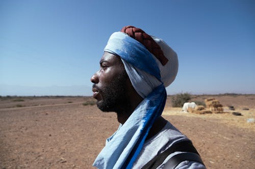 Foto stok gratis gurun pasir, ikat kepala, jilbab