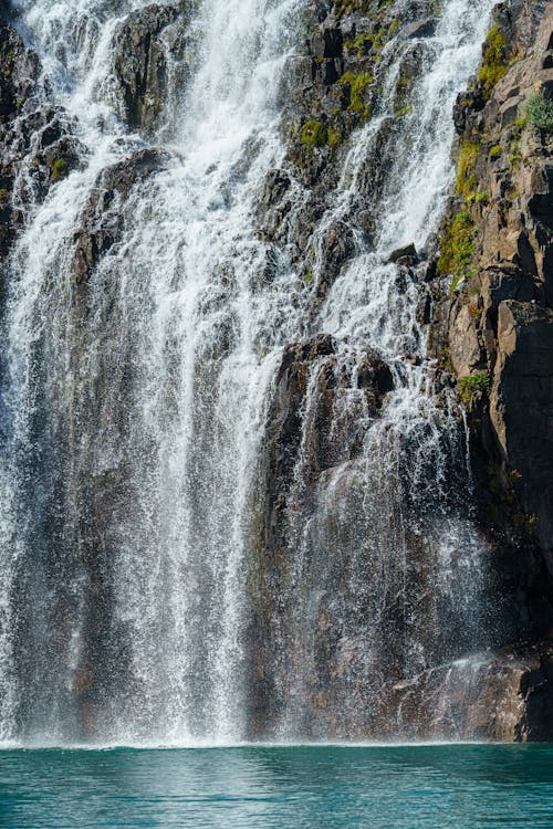 бесплатная Бесплатное стоковое фото с вода течет, водопад, каскадные Стоковое фото