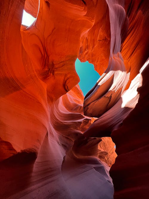 Kostenloses Stock Foto zu antelope canyon, arizona, aufnahme von unten