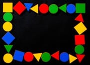 黑色表面上，充满活力的几何形状构成了动态框架