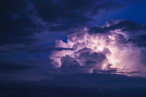 Бесплатное стоковое фото с легкий, молния, молния и облака