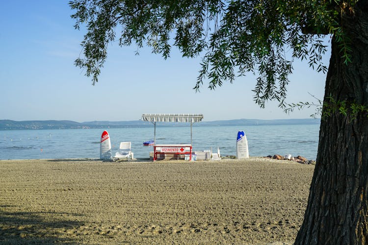 Kiosk Along The Beach