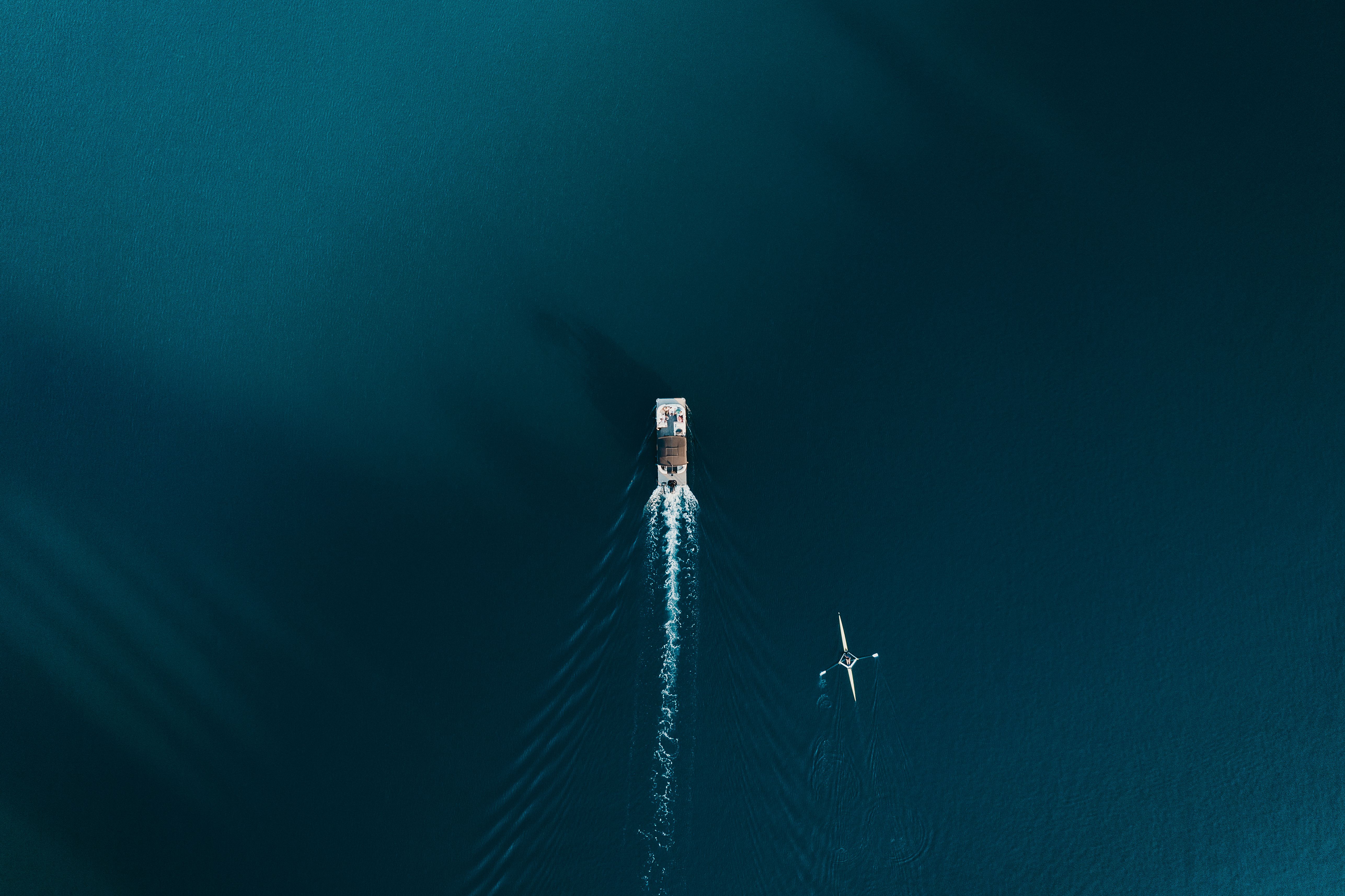 Birds Eye View of Motorboat · Free Stock Photo