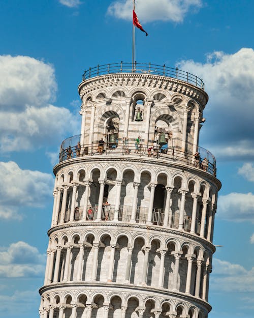 People at the Leaning Tower of Pisa 