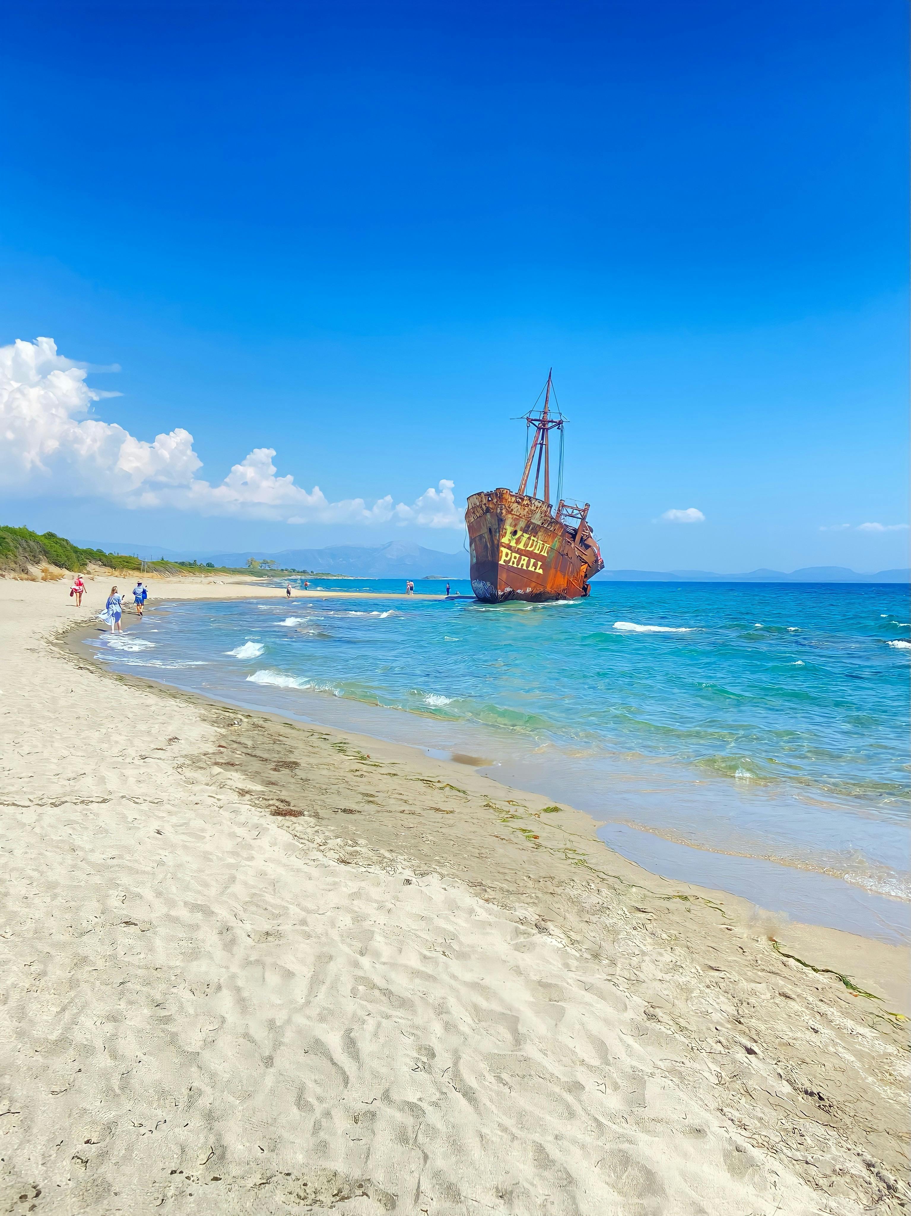 What ship sinking has the most deaths?