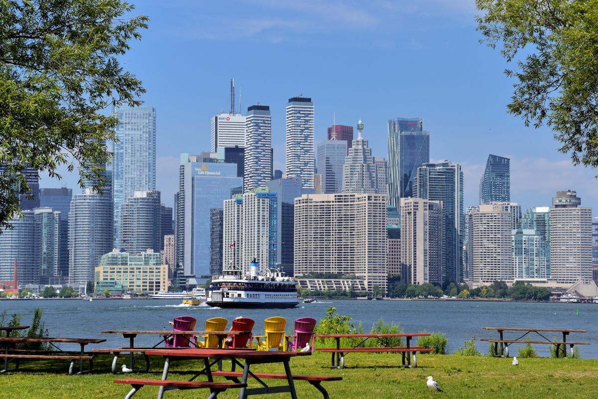 flat moves in Flushing — Loaded properly: blankets, straps and a plan in Flushing