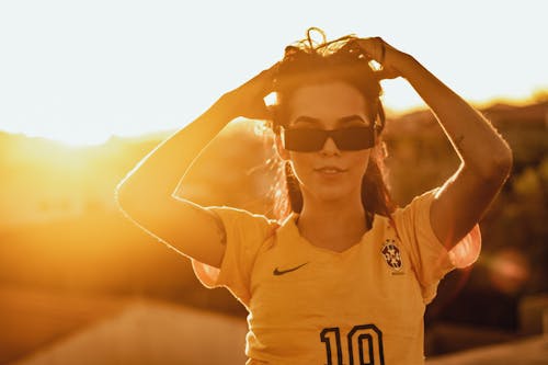 Close-up Photo of Beautiful Woman Wearing Black Sunglasses