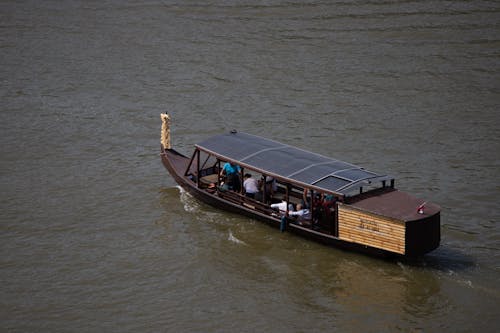 Gratis stockfoto met boot, rivier, toerisme