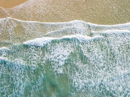 Vista A Volo D'uccello Della Spiaggia