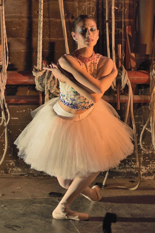 Gratis stockfoto met ballerina, ballet, beoefenen