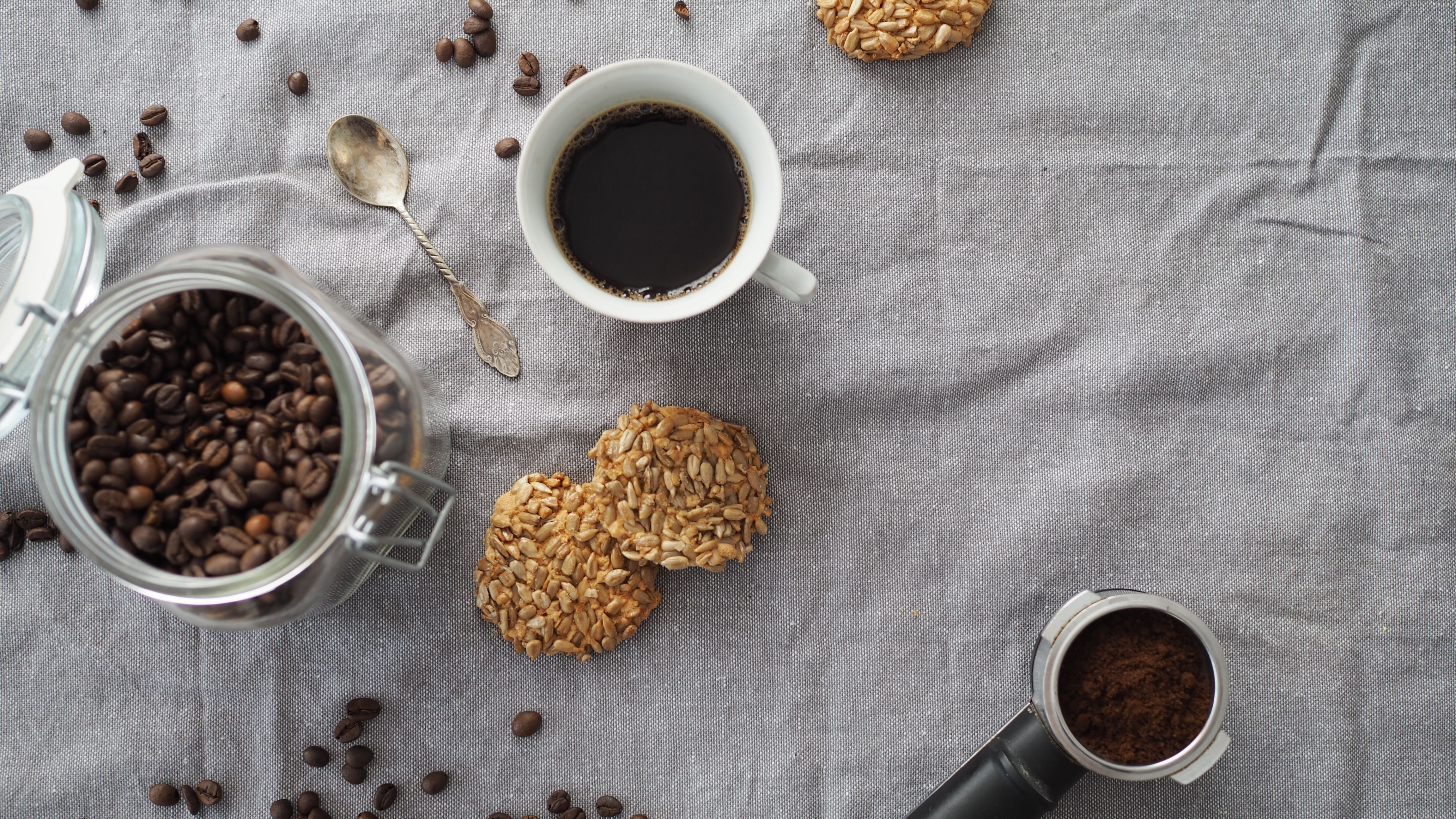 Does Coffee Make You Gain Weight? Here's What a Dietitian Has to Say — Photo by Mateusz Feliksik on Pexels