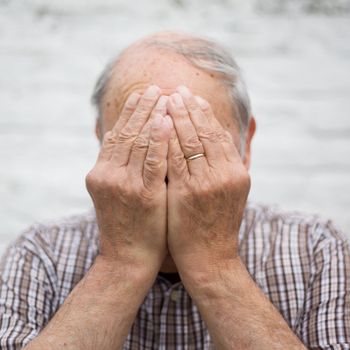 Should you vomit when you are poisoned?