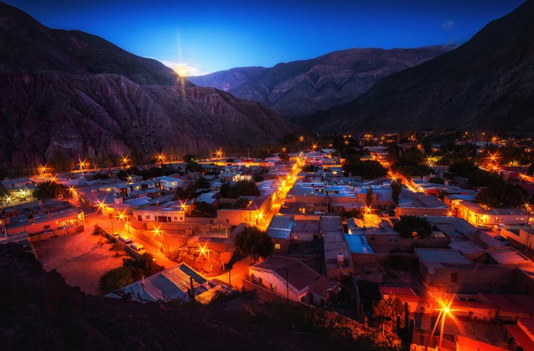 Luna Llena En Purmamarca