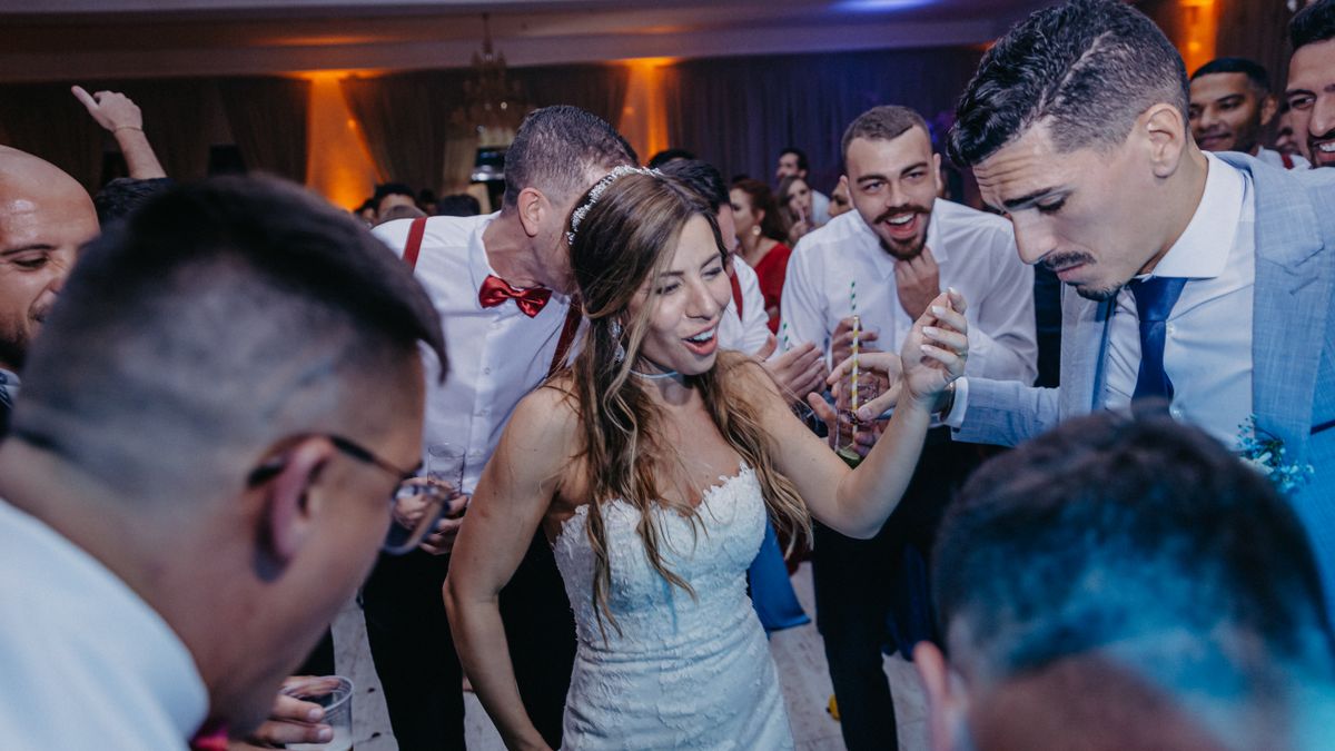 Wedding DJ Timeline: How to Plan Your Reception Music